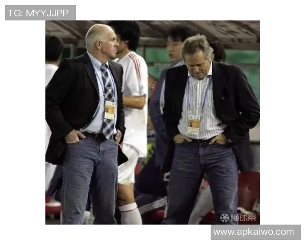 在中国街头随机采访足球明星他们的梦想与挑战是什么